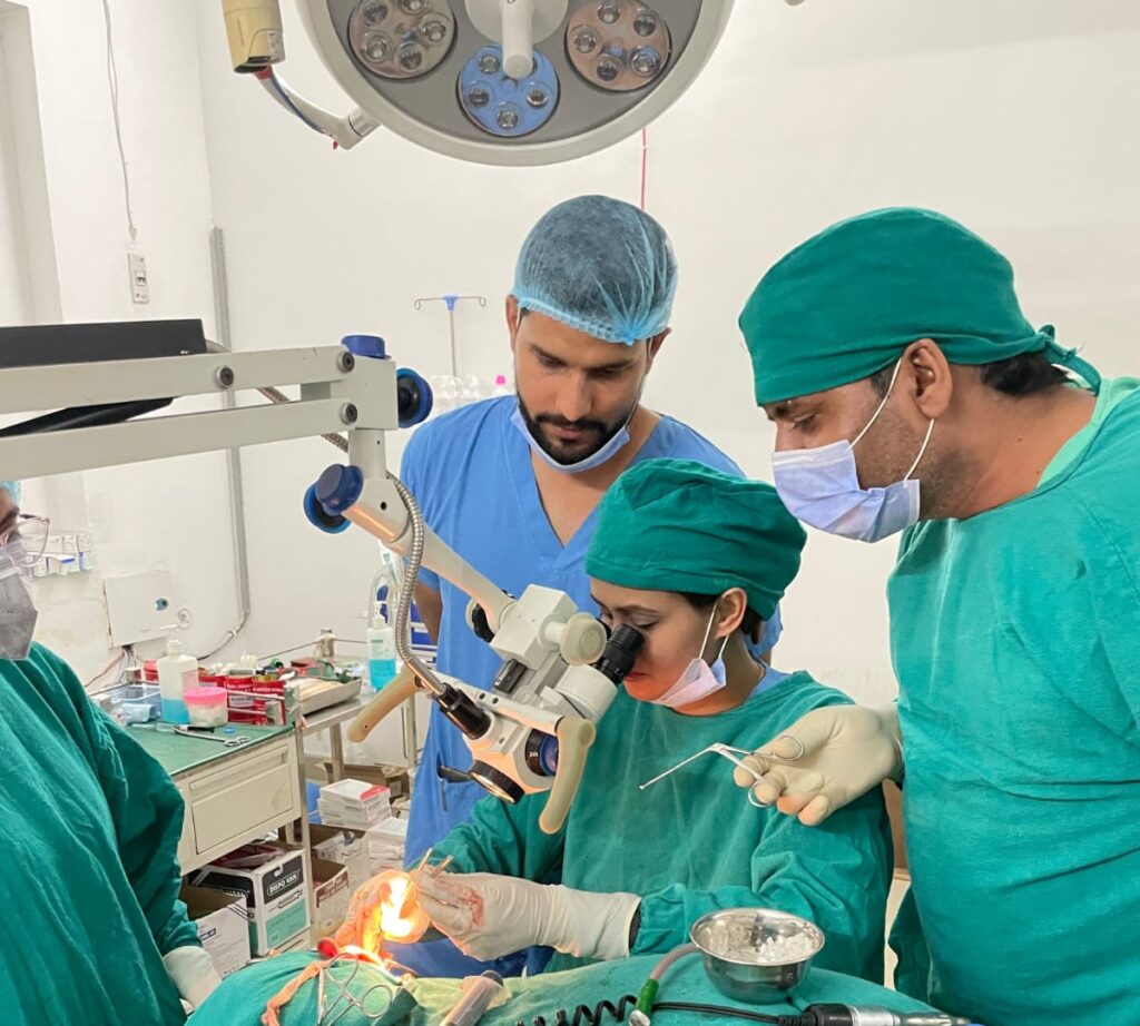 Dr Saloni Sinha Charitable Trust In Delhi